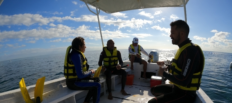 private boat snorkeling tour