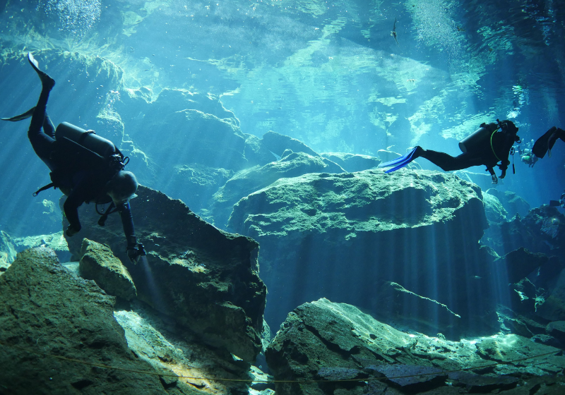 cenote dive